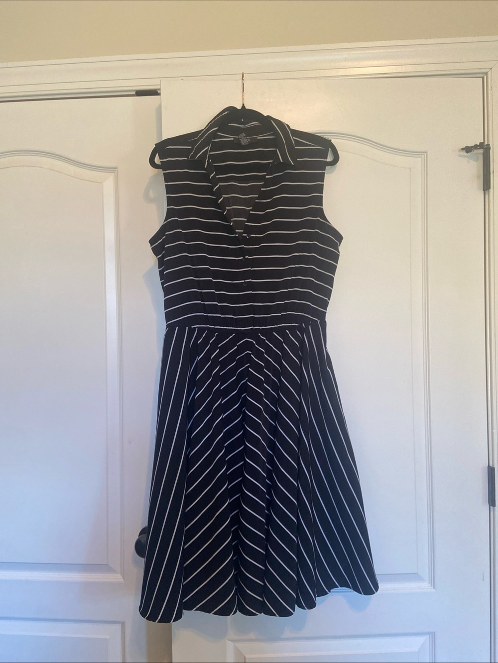 Alfani Navy and White Striped Sleeveless Collared Fit & Flare Dress